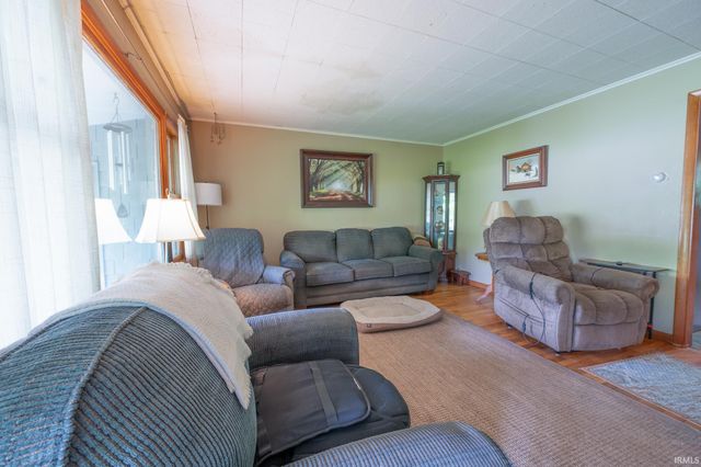 330 E 10th Street, Jonesboro, IN 46938