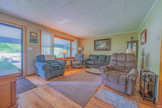 330 E 10th Street, Jonesboro, IN 46938