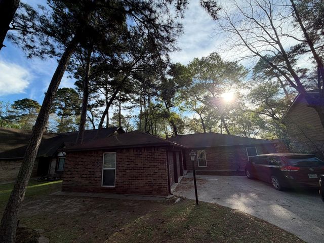 70 Brookflower Road, Spring, TX 77380