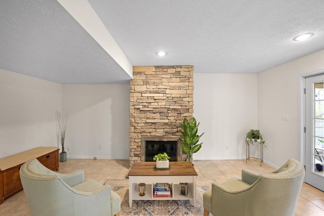 3148 Dale Hollow Drive, Lexington, KY 40515