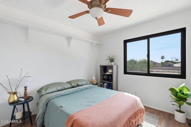 4029 E CHOLLA CANYON Drive, Phoenix, AZ 85044