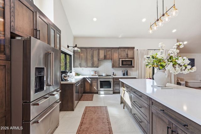 4029 E CHOLLA CANYON Drive, Phoenix, AZ 85044