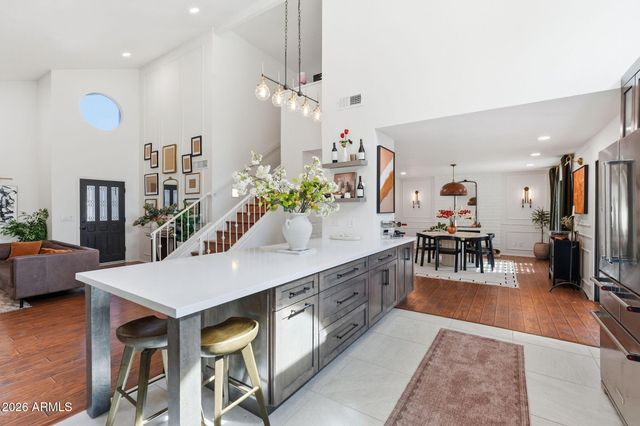 4029 E CHOLLA CANYON Drive, Phoenix, AZ 85044