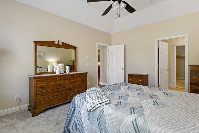 45 Grey Hawk Dr 578, Mashpee, MA 02649