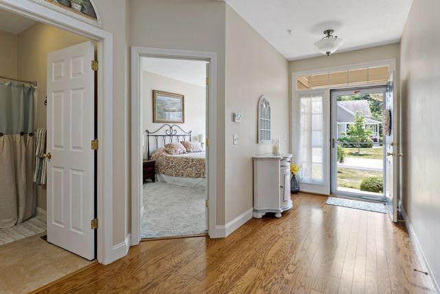 45 Grey Hawk Dr 578, Mashpee, MA 02649