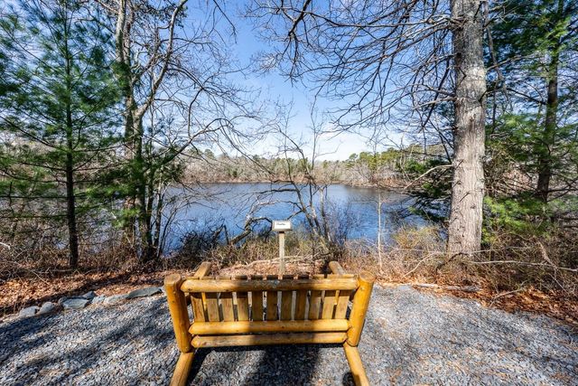 45 Grey Hawk Dr 578, Mashpee, MA 02649
