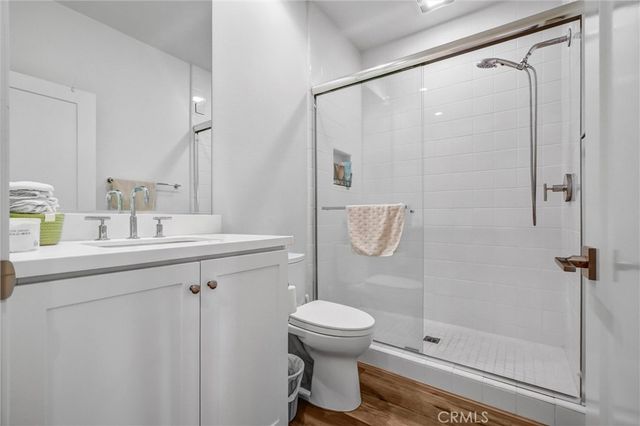 151 Winnett, Irvine, CA 92602