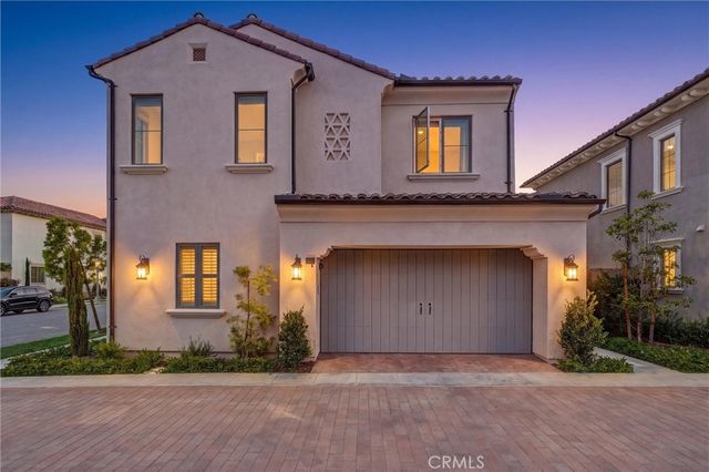 151 Winnett, Irvine, CA 92602