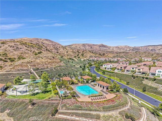 151 Winnett, Irvine, CA 92602