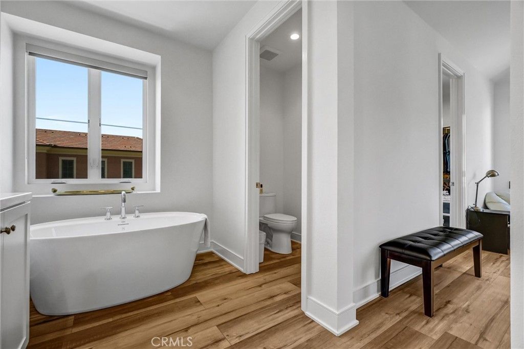 Image 23 of property listing at 151 Winnett, Irvine, CA 92602