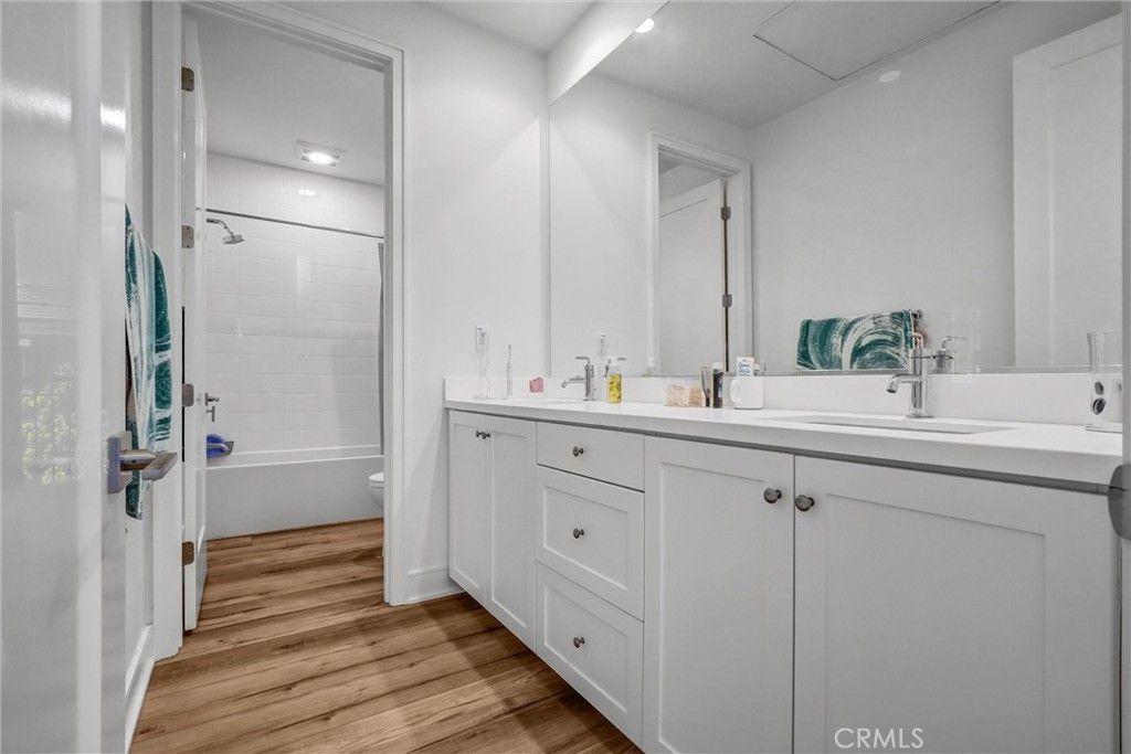 Image 24 of property listing at 151 Winnett, Irvine, CA 92602