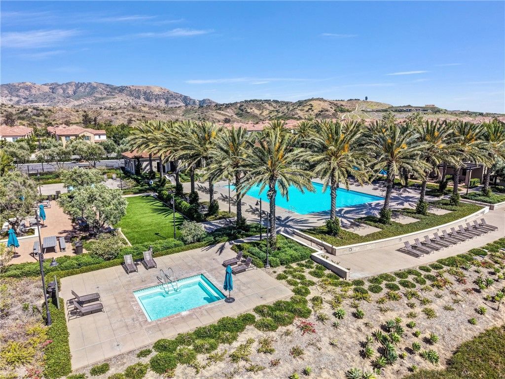 Image 41 of property listing at 151 Winnett, Irvine, CA 92602