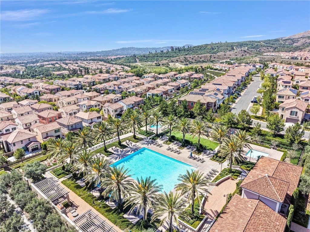 Image 42 of property listing at 151 Winnett, Irvine, CA 92602