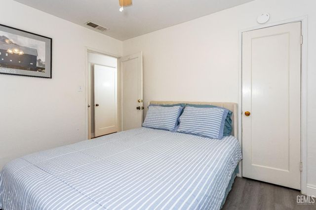 1100 Glade Street, Bakersfield, CA 93308