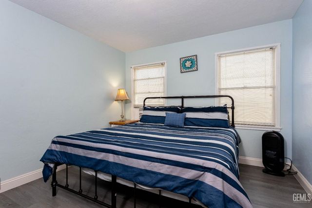 1100 Glade Street, Bakersfield, CA 93308