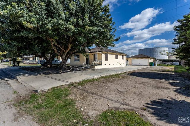 1100 Glade Street, Bakersfield, CA 93308