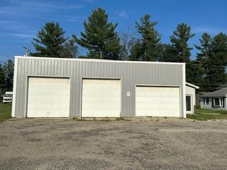 4718 N Clare Avenue, Harrison, MI 48625