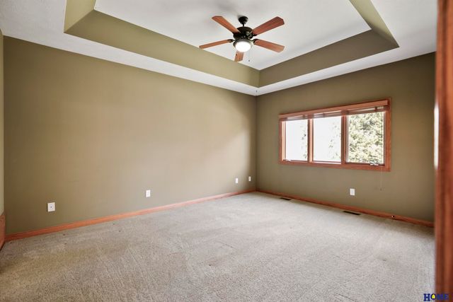 7746 Phares Drive, Lincoln, NE 68516