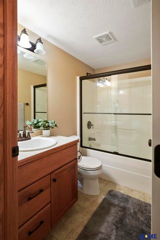 7746 Phares Drive, Lincoln, NE 68516