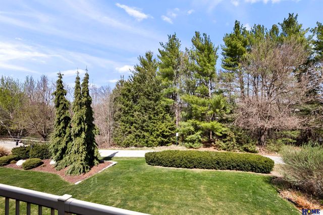 7746 Phares Drive, Lincoln, NE 68516