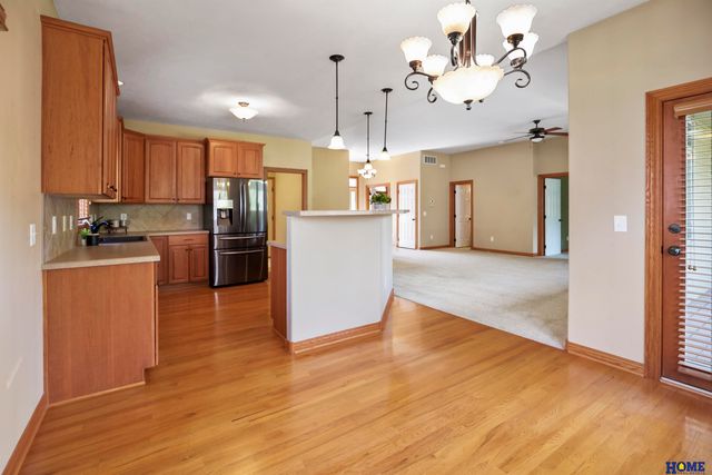 7746 Phares Drive, Lincoln, NE 68516