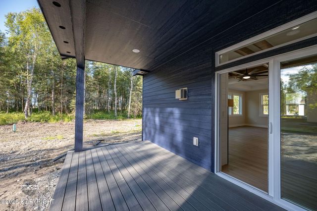 15145 E Alpine Circle, Palmer, AK 99645