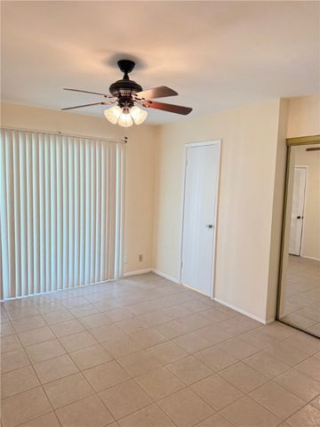 1620 5th Avenue, Vero Beach, FL 32960