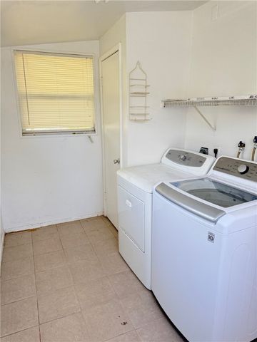 1620 5th Avenue, Vero Beach, FL 32960