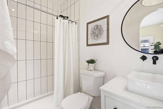 2836 Lincoln Avenue, San Diego, CA 92104