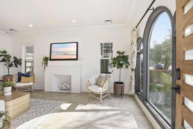 2836 Lincoln Avenue, San Diego, CA 92104