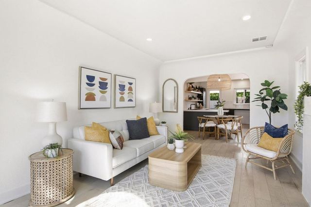 2836 Lincoln Avenue, San Diego, CA 92104