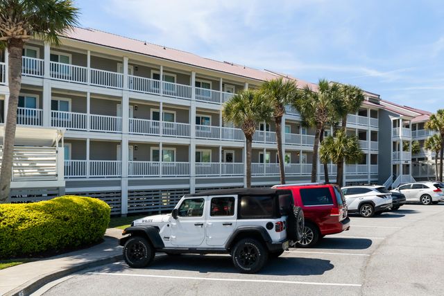 91 Mariners Cay Drive, Folly Beach, SC 29439