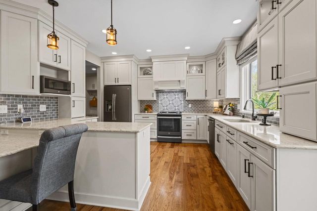 W326N4714 Buckhorn Drive, Nashotah, WI 53058