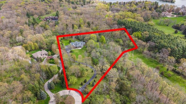 W326N4714 Buckhorn Drive, Nashotah, WI 53058
