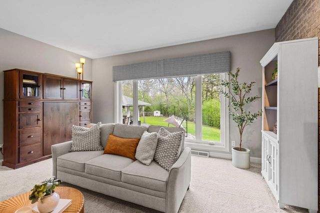 W326N4714 Buckhorn Drive, Nashotah, WI 53058