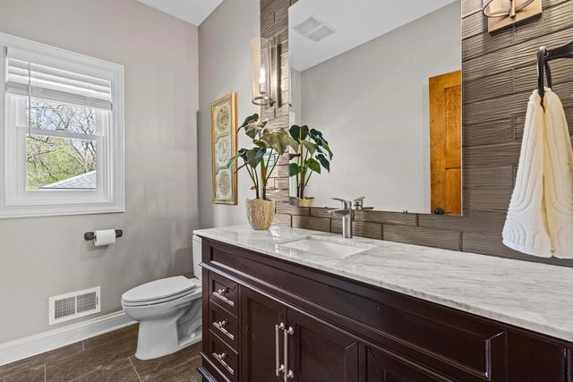 W326N4714 Buckhorn Drive, Nashotah, WI 53058