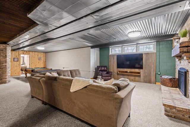 W326N4714 Buckhorn Drive, Nashotah, WI 53058