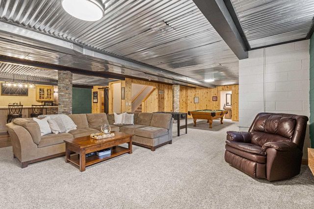 W326N4714 Buckhorn Drive, Nashotah, WI 53058