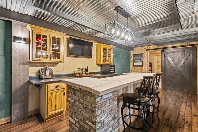 W326N4714 Buckhorn Drive, Nashotah, WI 53058