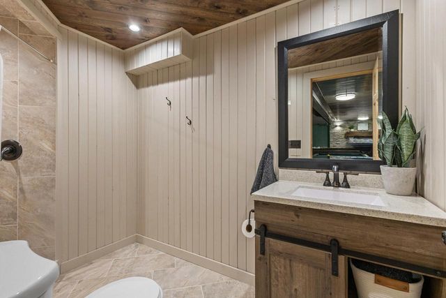 W326N4714 Buckhorn Drive, Nashotah, WI 53058