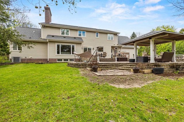 W326N4714 Buckhorn Drive, Nashotah, WI 53058