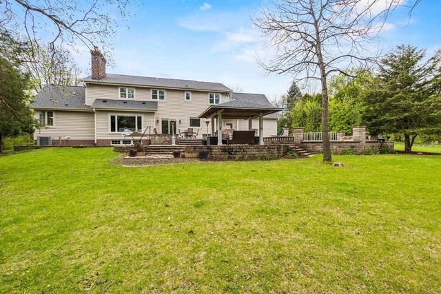 W326N4714 Buckhorn Drive, Nashotah, WI 53058