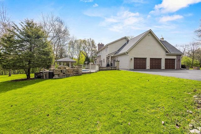 W326N4714 Buckhorn Drive, Nashotah, WI 53058