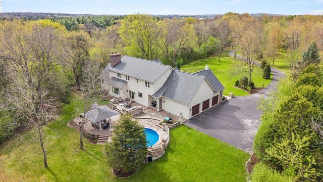 W326N4714 Buckhorn Drive, Nashotah, WI 53058