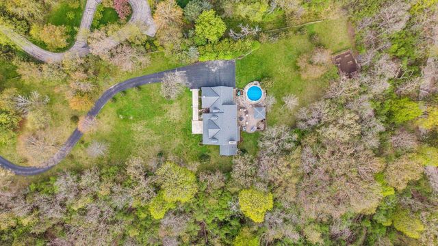 W326N4714 Buckhorn Drive, Nashotah, WI 53058