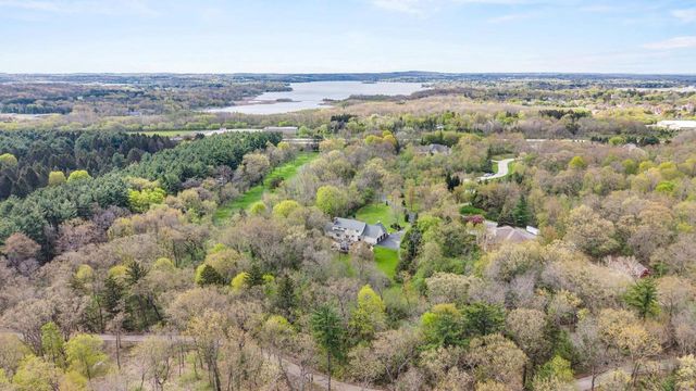 W326N4714 Buckhorn Drive, Nashotah, WI 53058