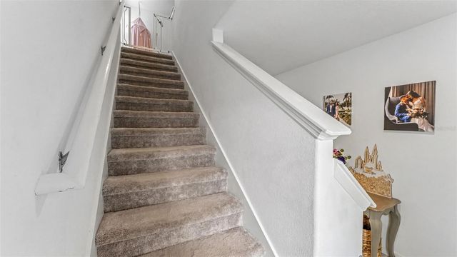 2063 OLD PASTURE LANE, Lakeland, FL 33801