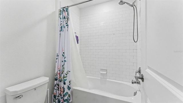 2063 OLD PASTURE LANE, Lakeland, FL 33801
