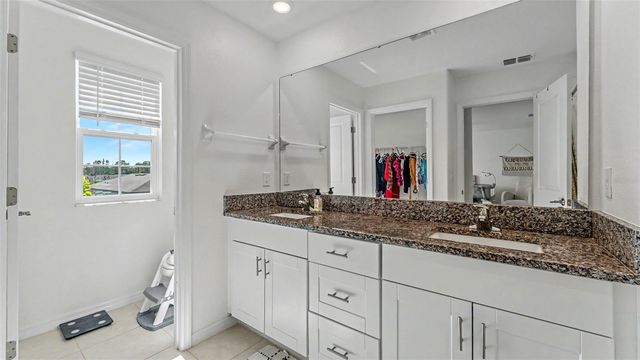 2063 OLD PASTURE LANE, Lakeland, FL 33801