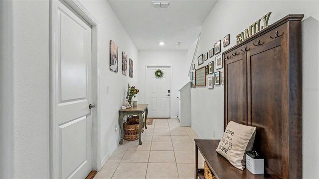 2063 OLD PASTURE LANE, Lakeland, FL 33801
